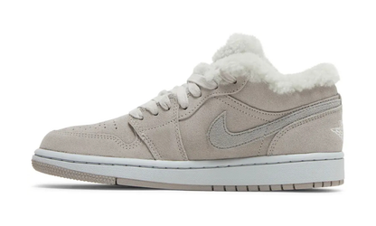 Jordan 1 Low SE 'Sherpa Fleece'
